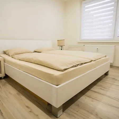 公寓 Apartman/byt Liptovský Mikuláš